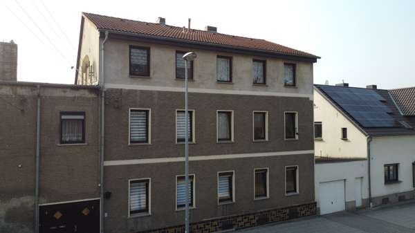 Thumbnail-Haus zum Kaufen in Löderburg 85.000,00 € 274 m²