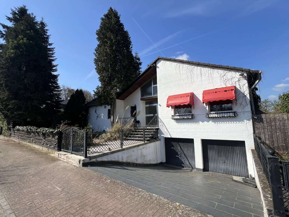 Thumbnail-Haus zum Kaufen in Wedemark 370.000,00 € 214 m²