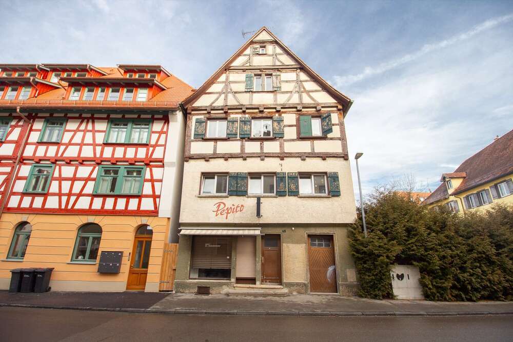 Thumbnail-Haus zum Kaufen in Mengen 149.000,00 € 235 m²