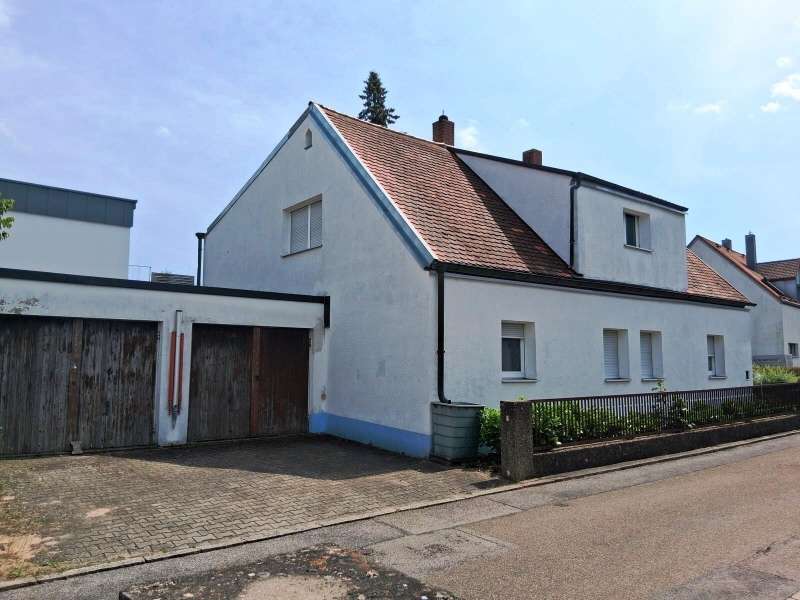 Thumbnail-Haus zum Kaufen in Neumarkt i.d.OPf. 245.000,00 € 146 m²