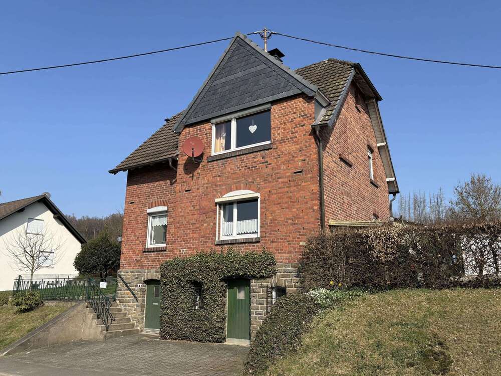 Thumbnail-Haus zum Kaufen in Nümbrecht 199.000,00 € 111 m²