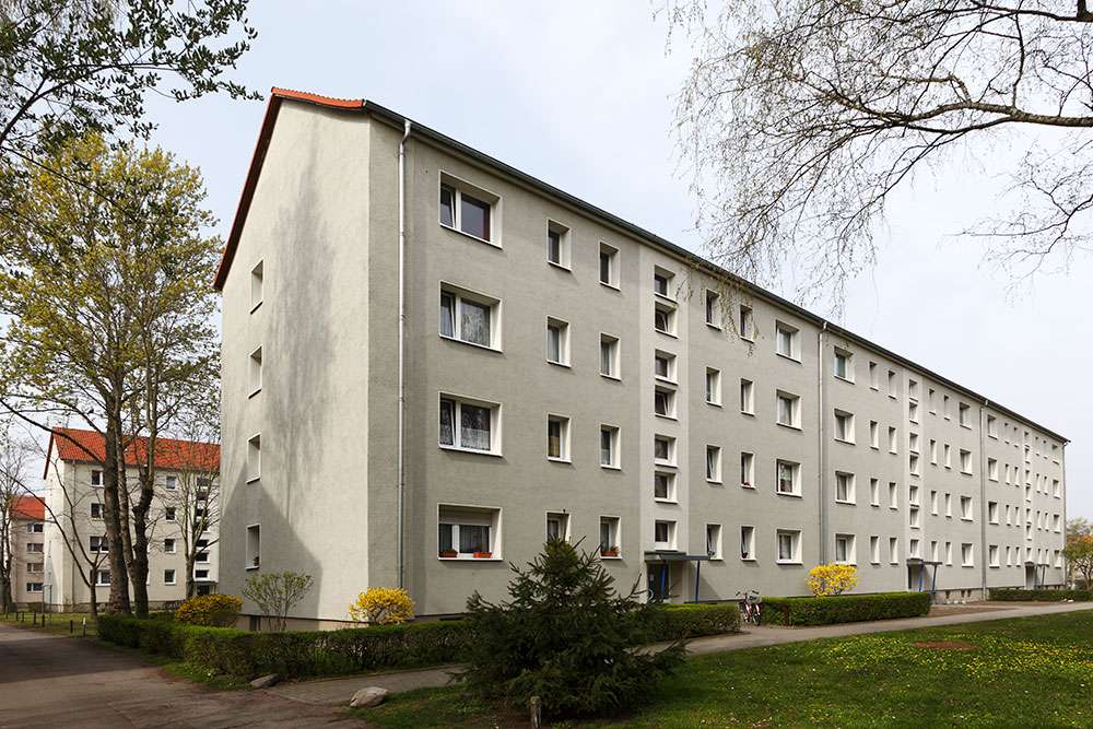 Thumbnail-Wohnung zum Mieten in Halle (Saale) 495,85 € 69.35 m²