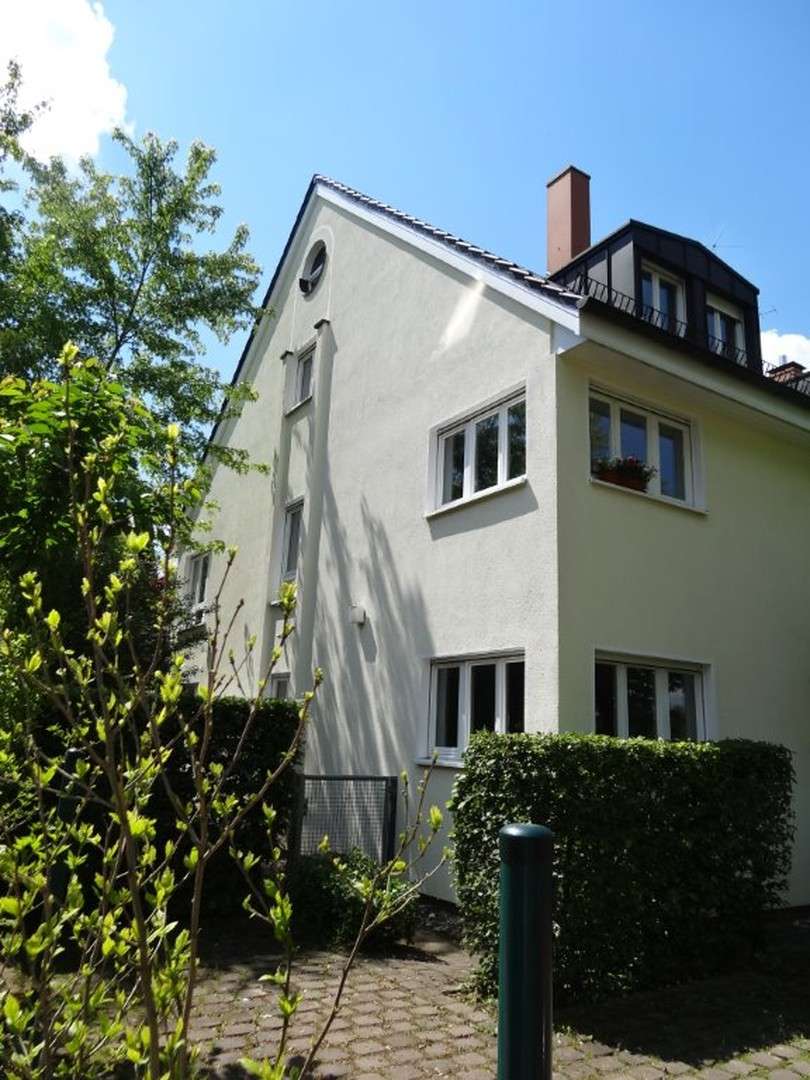 Thumbnail-Haus zum Kaufen in Wiesbaden 850.000,00 € 209 m²