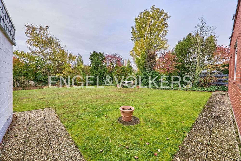 Thumbnail-Haus zum Kaufen in Speyer 1.100.000,00 € 441 m²