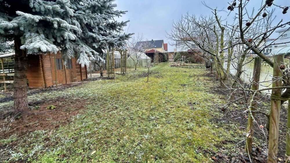 Thumbnail-Haus zum Kaufen in Magdeburg 350.000,00 € 180 m²