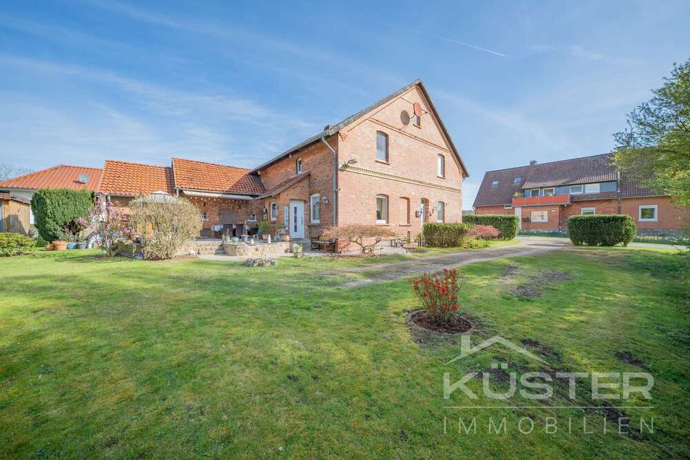 Thumbnail-Haus zum Kaufen in Auetal 325.000,00 € 300 m²