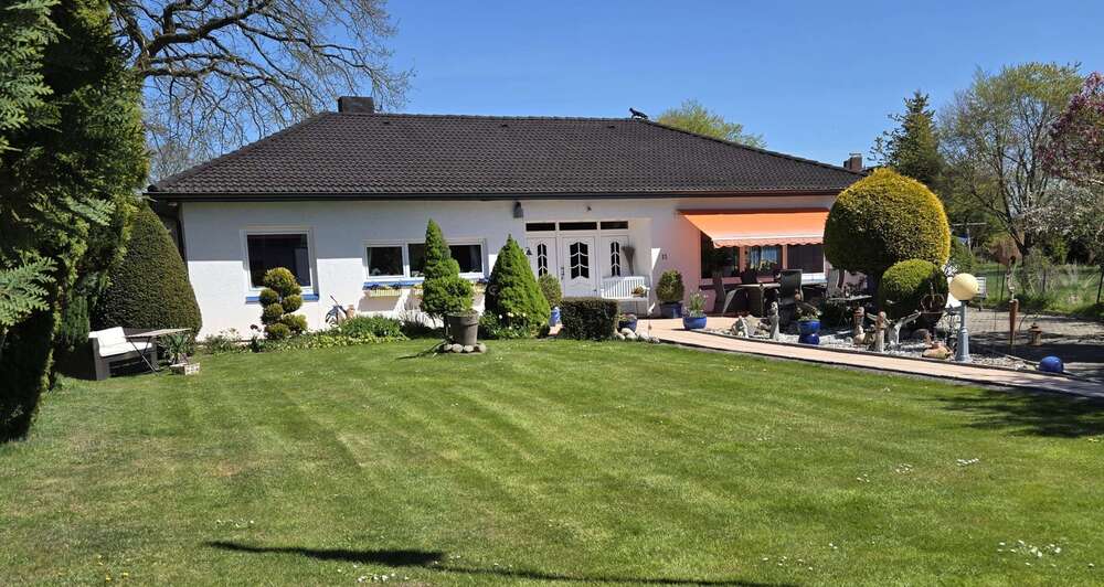 Thumbnail-Haus zum Kaufen in Elmenhorst 565.000,00 € 203 m²