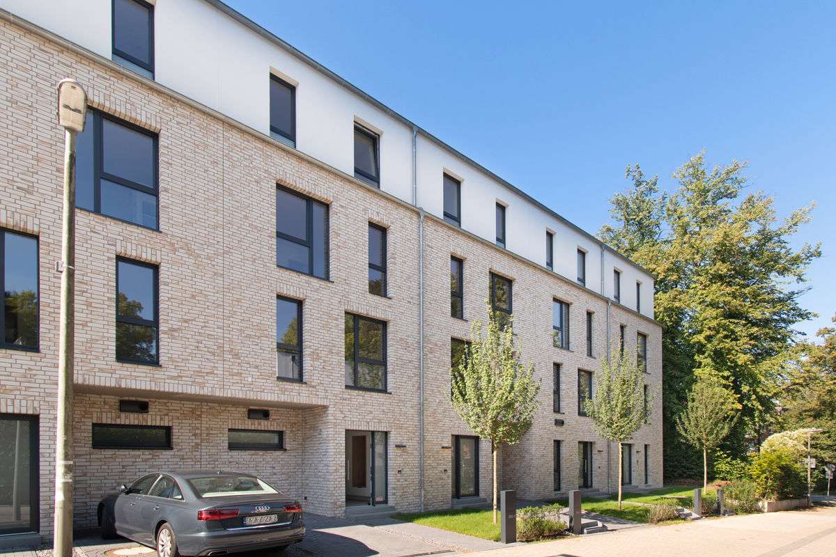 Thumbnail-Haus zum Mieten in Hamburg 4.050,00 € 205 m²