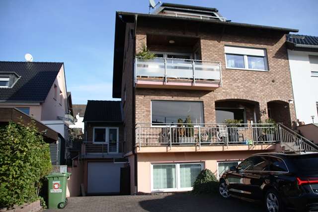 Thumbnail-Wohnung zum Kaufen in Siegburg 397.000,00 € 151 m²