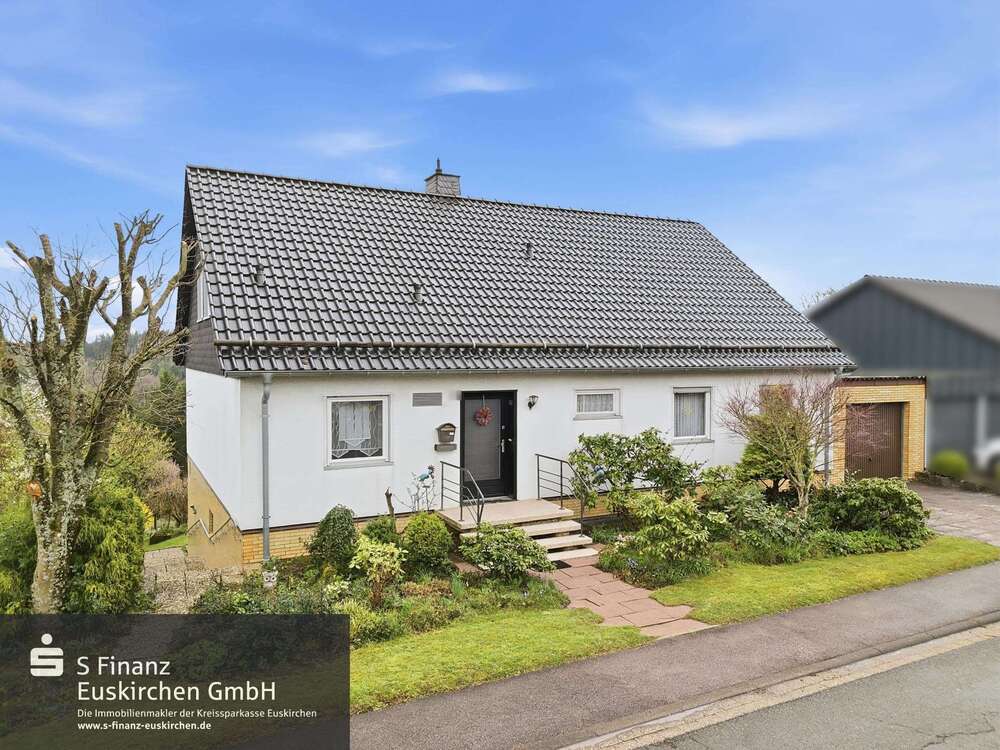 Thumbnail-Haus zum Kaufen in Schleiden 259.000,00 € 152.6 m²