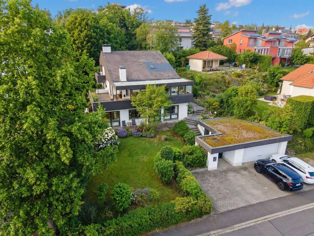 Thumbnail-Haus zum Kaufen in Höchberg 690.000,00 € 237 m²
