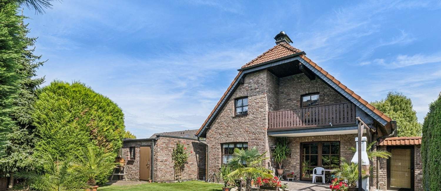 Thumbnail-Haus zum Kaufen in Moers 184.000,00 € 120.53 m²