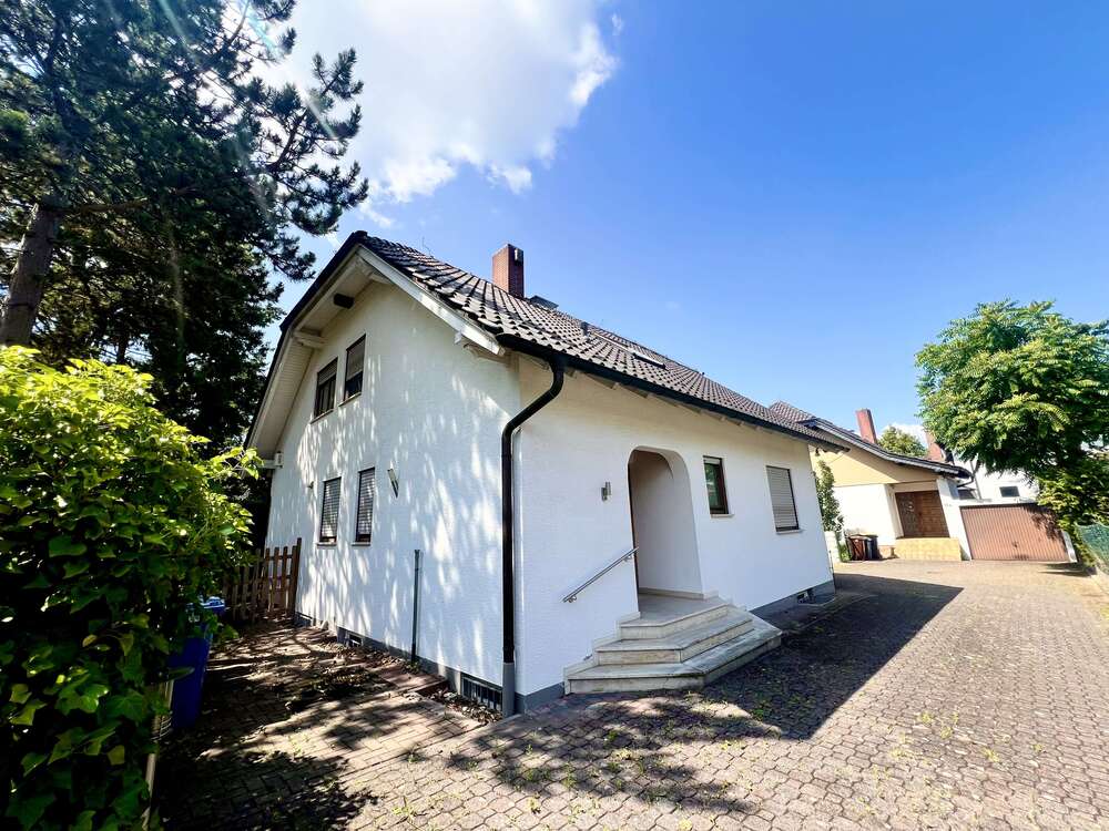 Thumbnail-Haus zum Kaufen in Rüsselsheim am Main 630.000,00 € 224 m²