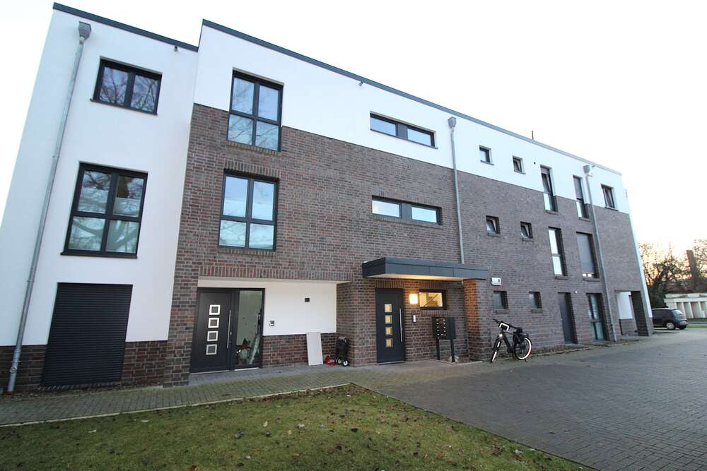 Thumbnail-Wohnung zum Kaufen in Syke 357.000,00 € 93.83 m²