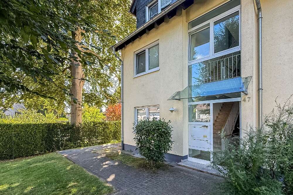 Thumbnail-Wohnung zum Kaufen in Rösrath 318.000,00 € 99.48 m²