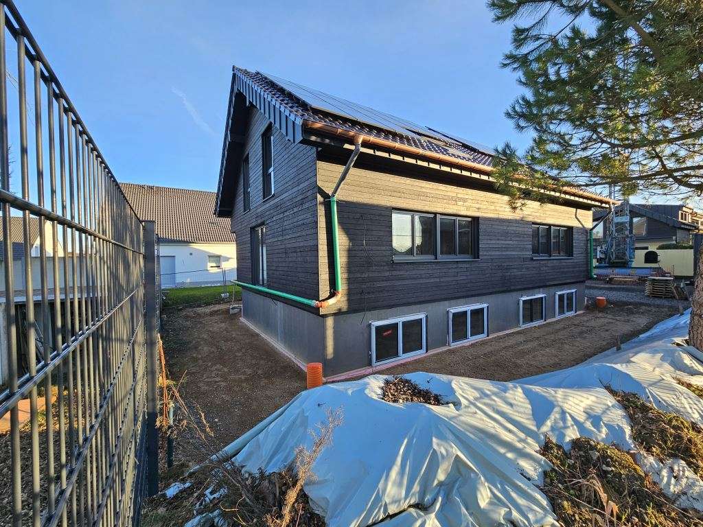 Thumbnail-Wohnung zum Mieten in Siegburg 2.250,00 € 146 m²