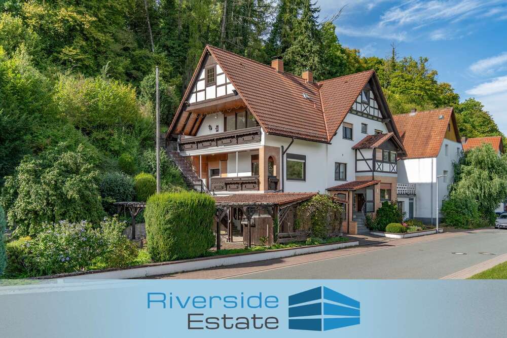 Thumbnail-Haus zum Kaufen in Lügde 225.000,00 € 227 m²