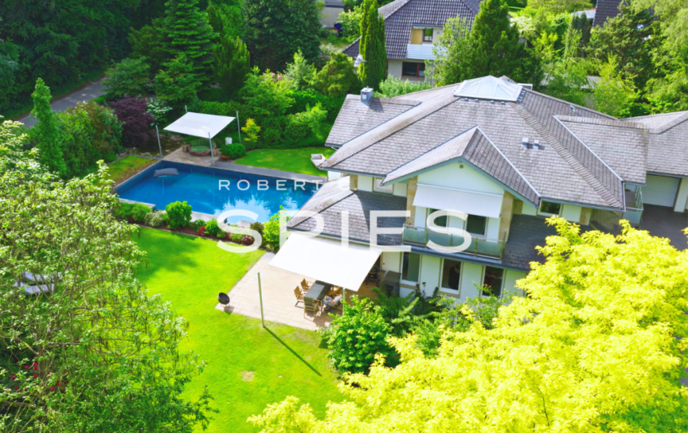 Thumbnail-Haus zum Kaufen in Stuhr 1.490.000,00 € 303 m²