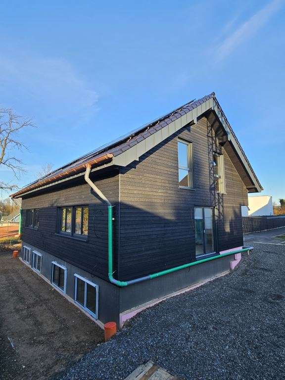 Thumbnail-Haus zum Mieten in Siegburg 2.250,00 € 146 m²