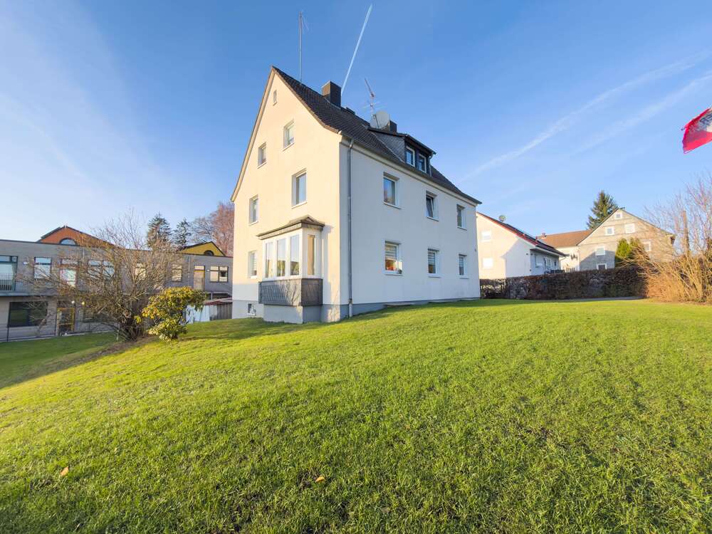 Thumbnail-Haus zum Kaufen in Burscheid 478.000,00 € 218 m²