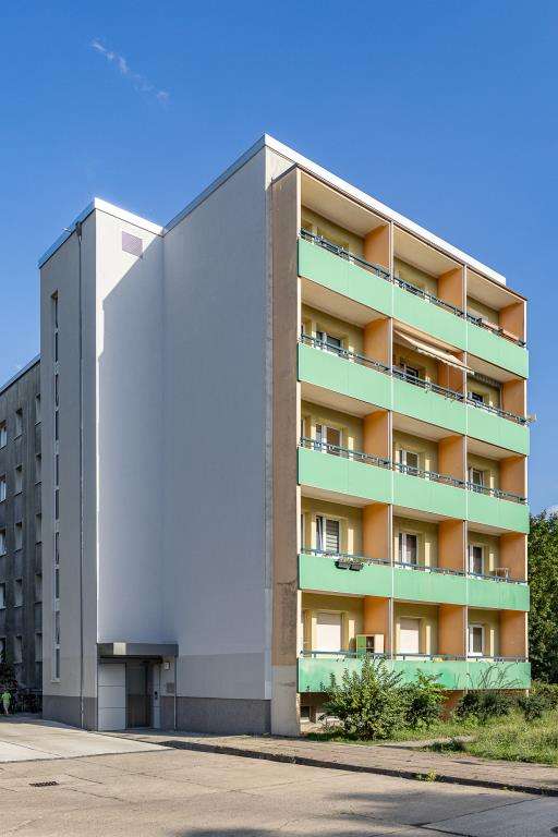 Thumbnail-Wohnung zum Mieten in Brandenburg an der Havel 184,34 € 28.36 m²