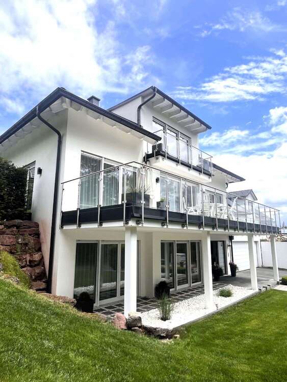 Thumbnail-Haus zum Kaufen in Bad Liebenzell 1.690.000,00 € 293 m²