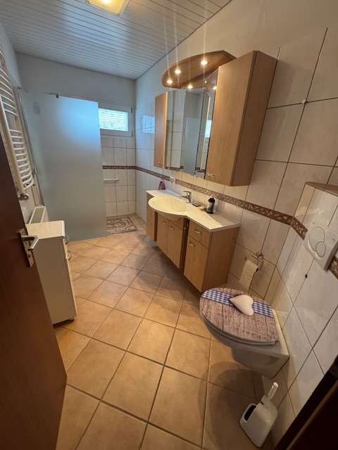 Thumbnail-Haus zum Kaufen in Calw-Altburg 389.000,00 € 144.89 m²