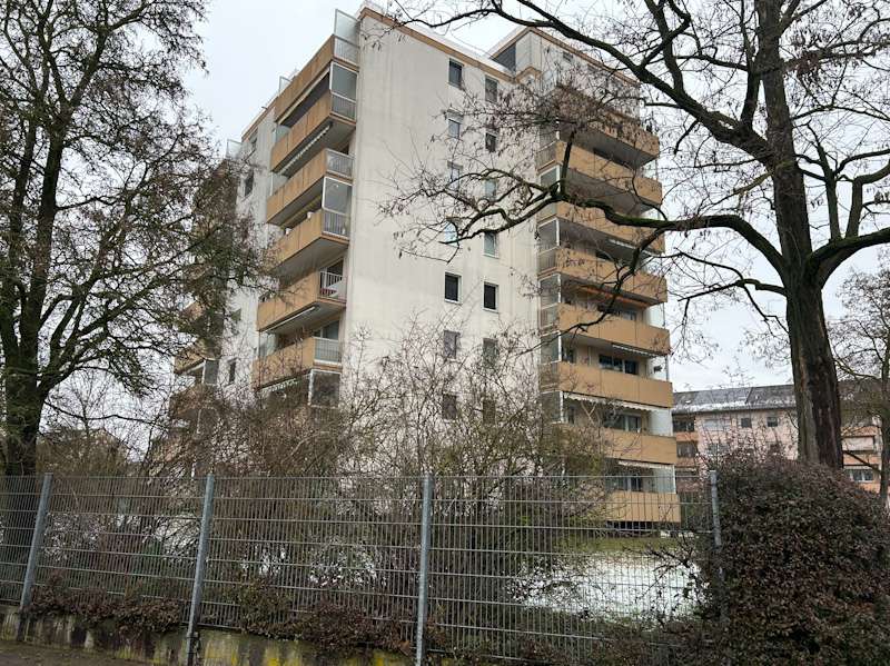 Thumbnail-Wohnung zum Kaufen in Wiesbaden 235.000,00 € 62 m²