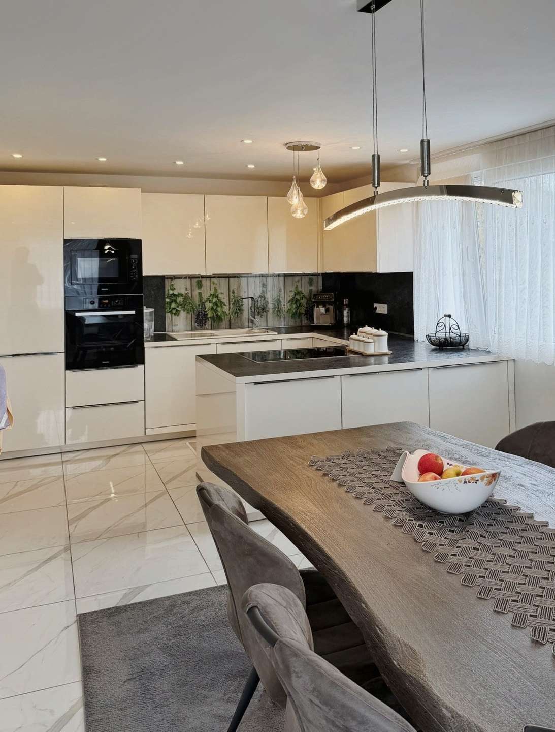 Thumbnail-Haus zum Kaufen in Rösrath 849.000,00 € 270 m²