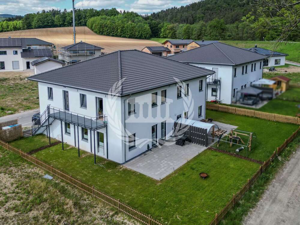 Thumbnail-Haus zum Kaufen in Kirchroth 1.290.000,00 € 342 m²