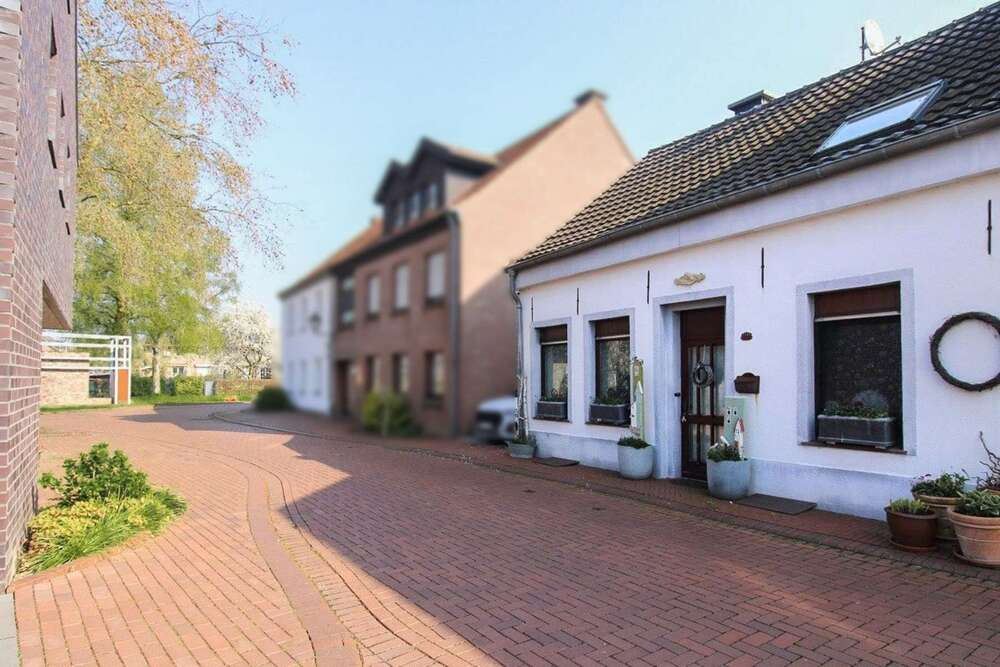 Thumbnail-Haus zum Kaufen in Uedem 219.000,00 € 95.05 m²