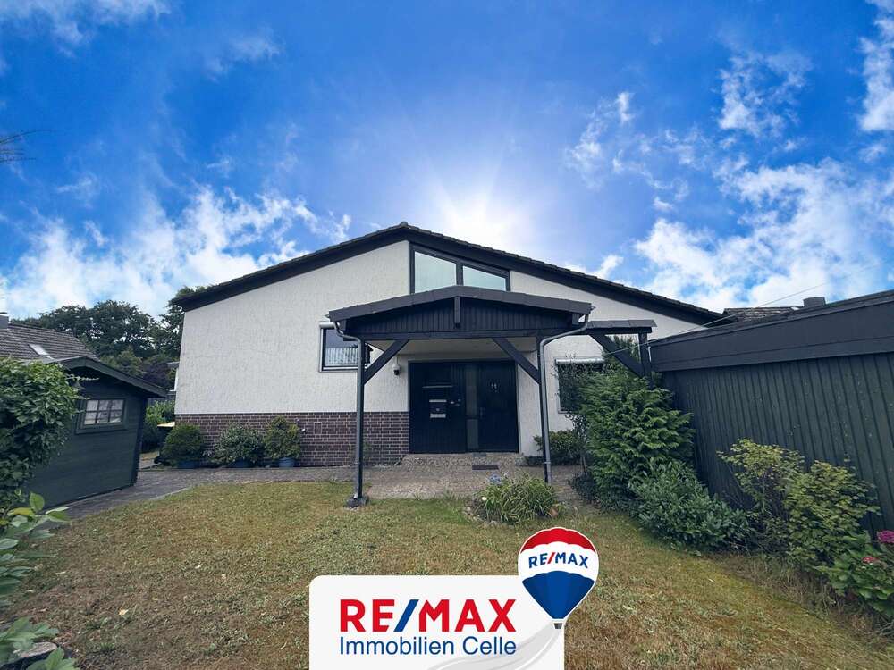 Thumbnail-Haus zum Kaufen in Celle 199.000,00 € 121.87 m²