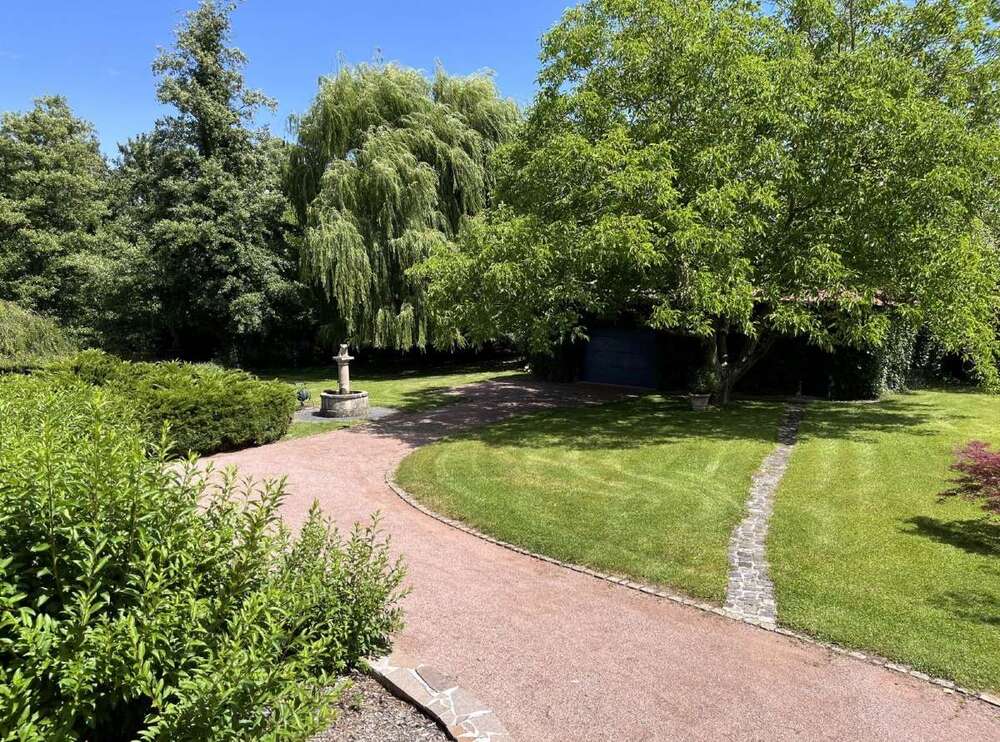 Thumbnail-Haus zum Kaufen in Bruchköbel 1.595.000,00 € 329 m²