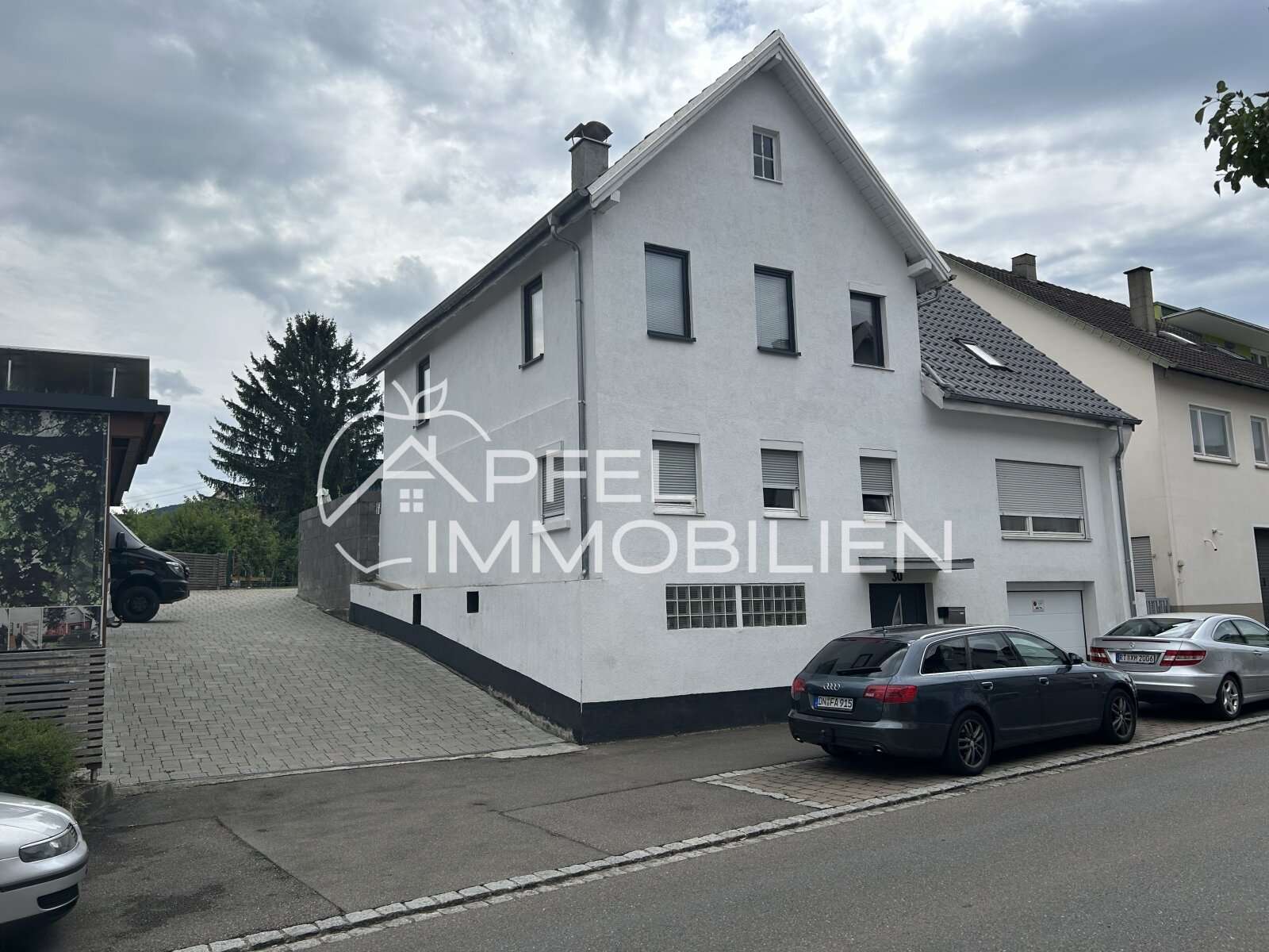 Thumbnail-Haus zum Kaufen in Dettingen an der Erms 489.000,00 € 150 m²