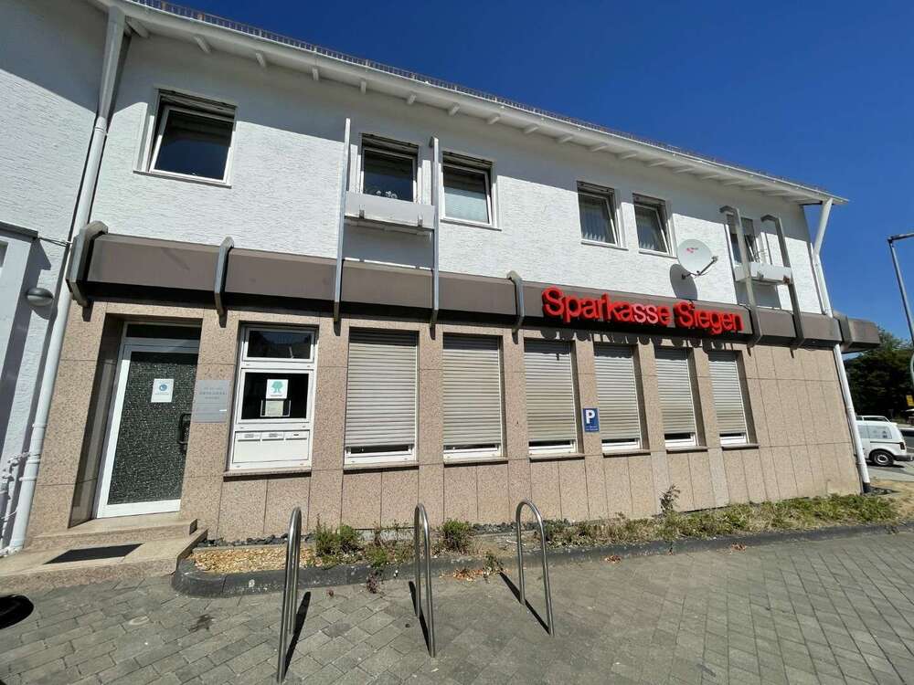 Thumbnail-Büro in Netphen 1.350,00 € 132 m²