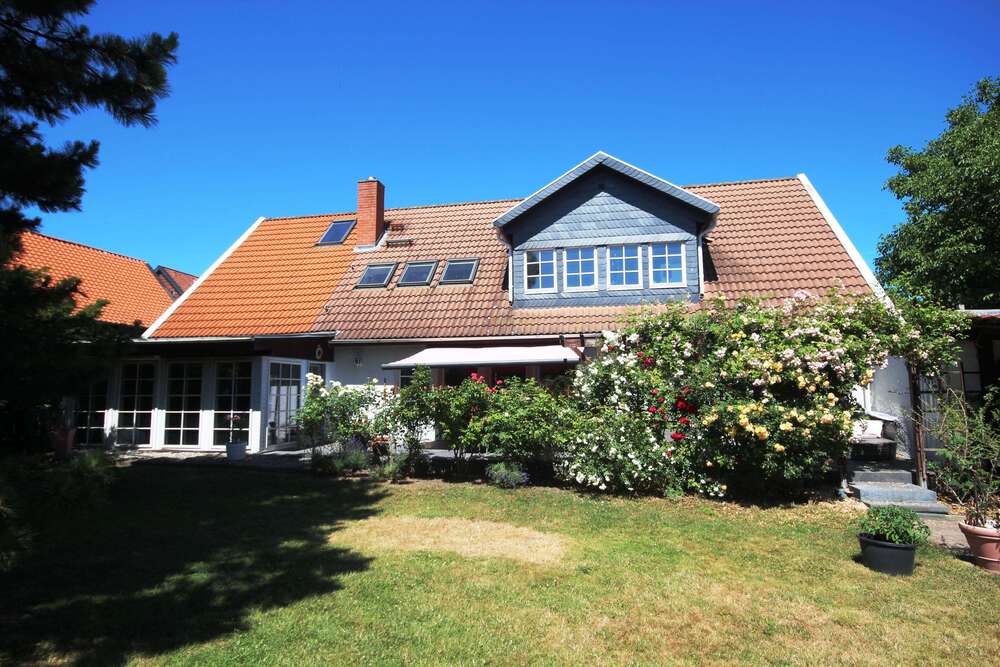 Thumbnail-Haus zum Kaufen in Heudeber 298.000,00 € 215 m²