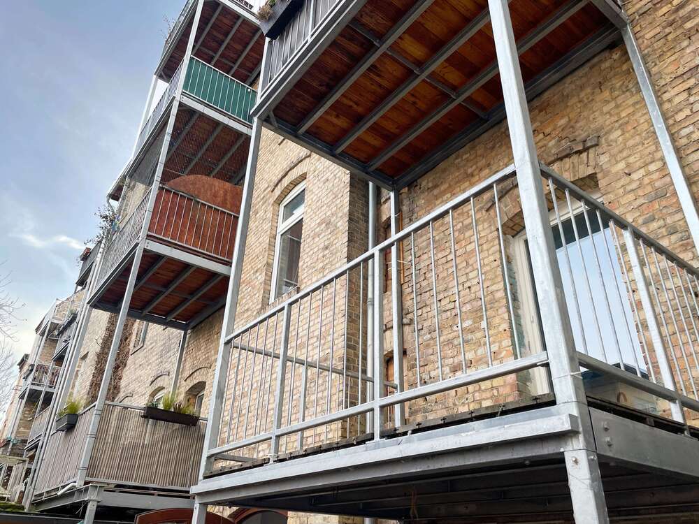 Thumbnail-Wohnung zum Mieten in Halle 400,00 € 54 m²