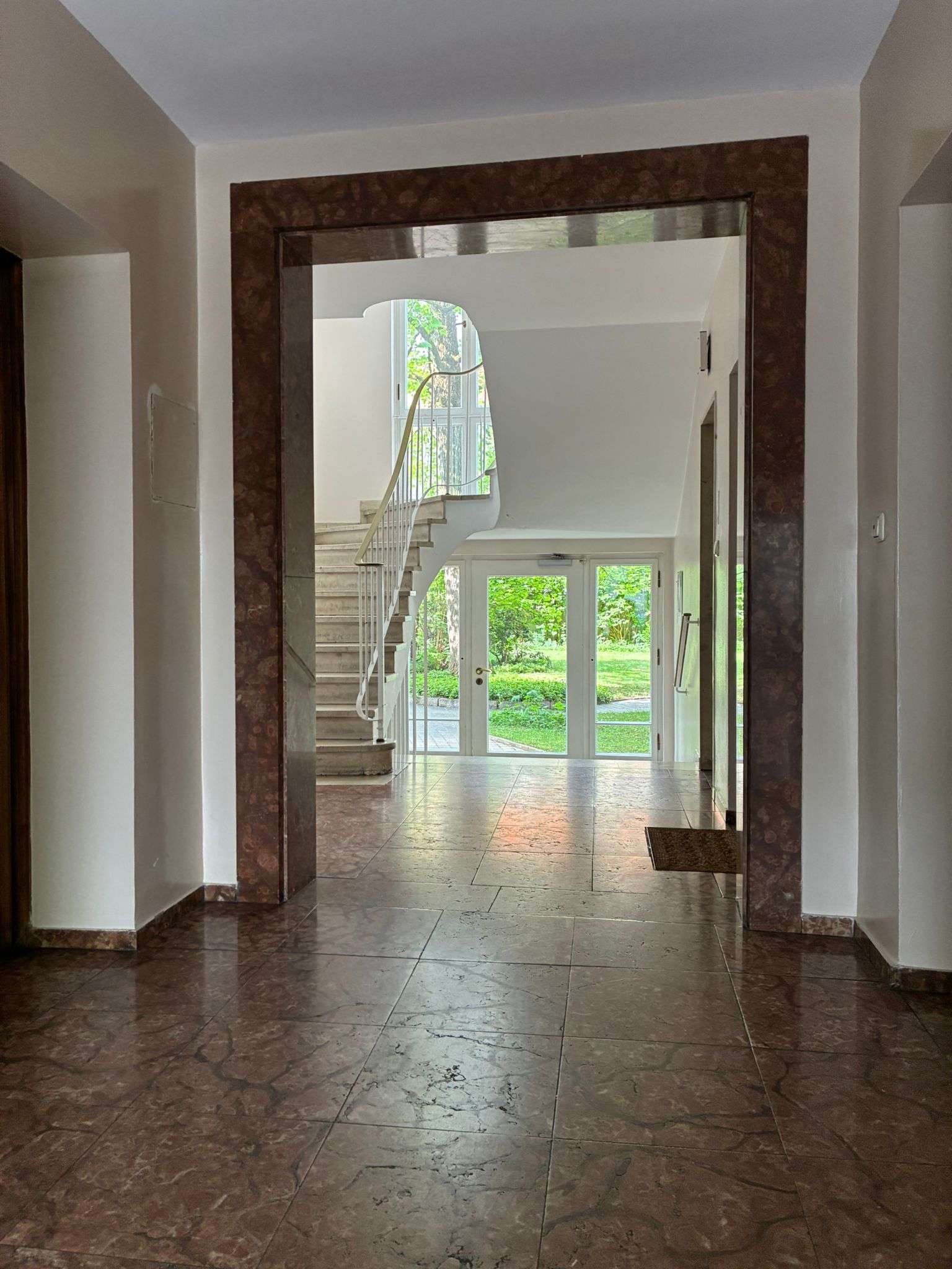 Thumbnail-Wohnung zum Mieten in München 3.300,00 € 127 m²