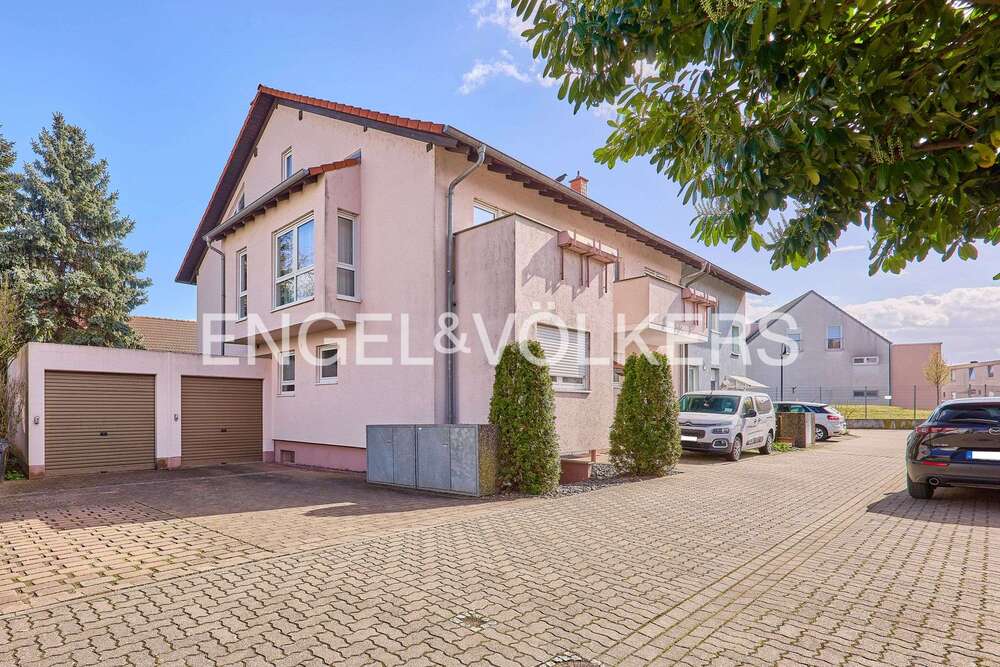 Thumbnail-Wohnung zum Kaufen in Mutterstadt 420.000,00 € 130 m²