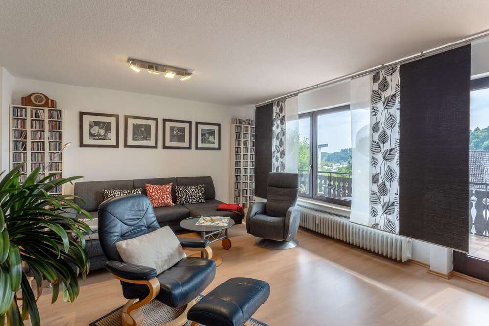 Thumbnail-Wohnung zum Kaufen in Daun 220.000,00 € 121.7 m²