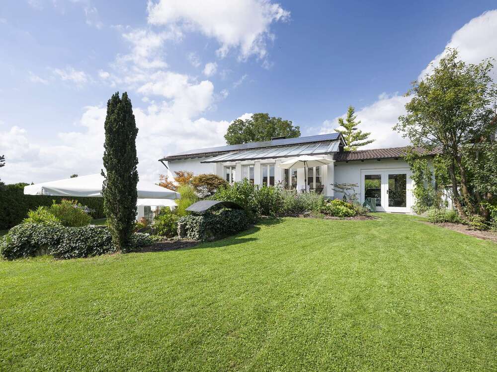 Thumbnail-Haus zum Kaufen in Ebersberg 1.690.000,00 € 264 m²