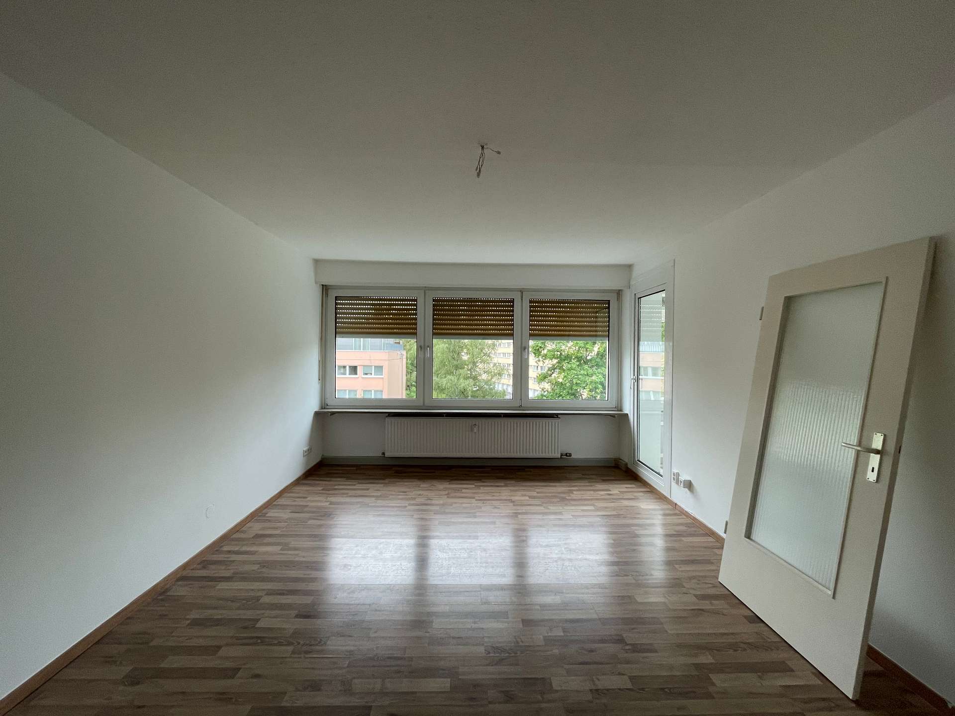 Thumbnail-Wohnung zum Mieten in Erlangen 815,17 € 73.19 m²