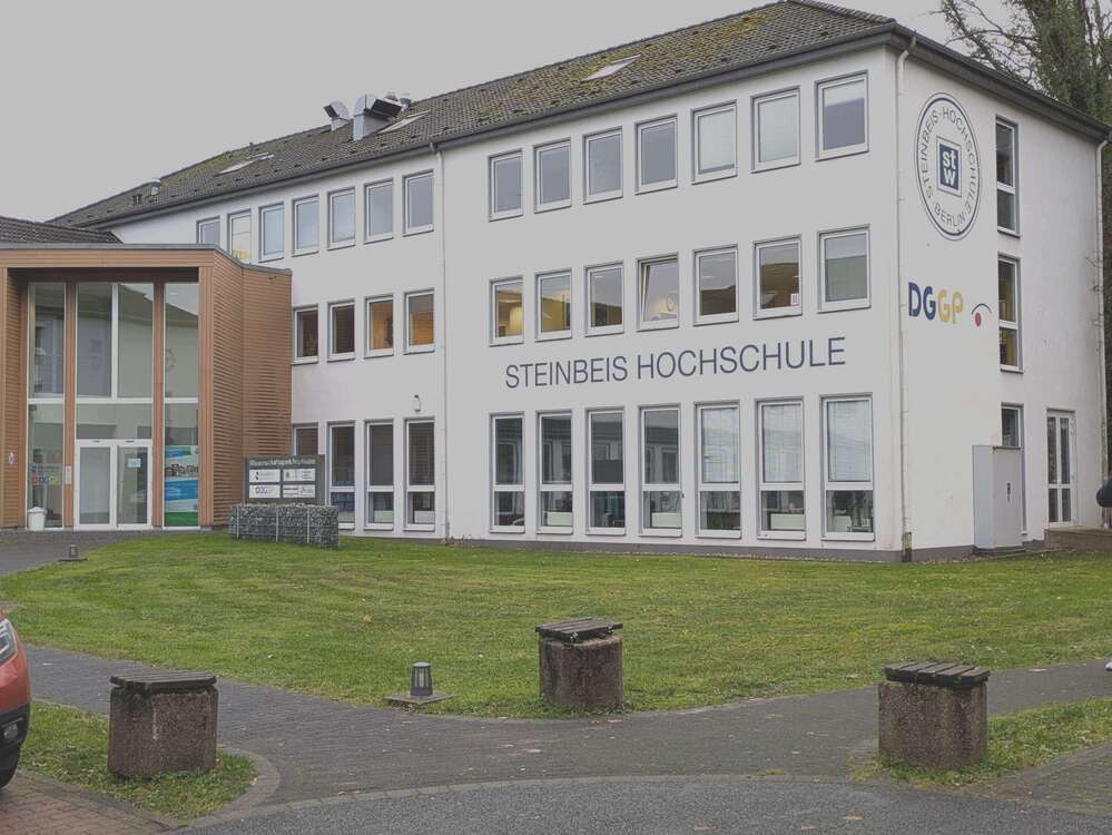 Thumbnail-Büro in Essen - Kupferdreh Bus- u. SBahnhof 1.555,00 € 311 m²