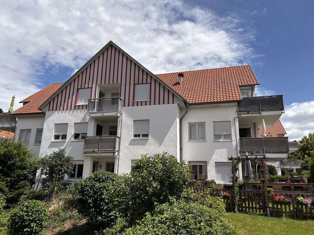 Thumbnail-Wohnung zum Kaufen in Wilkau-Haßlau 75.000,00 € 61.4 m²