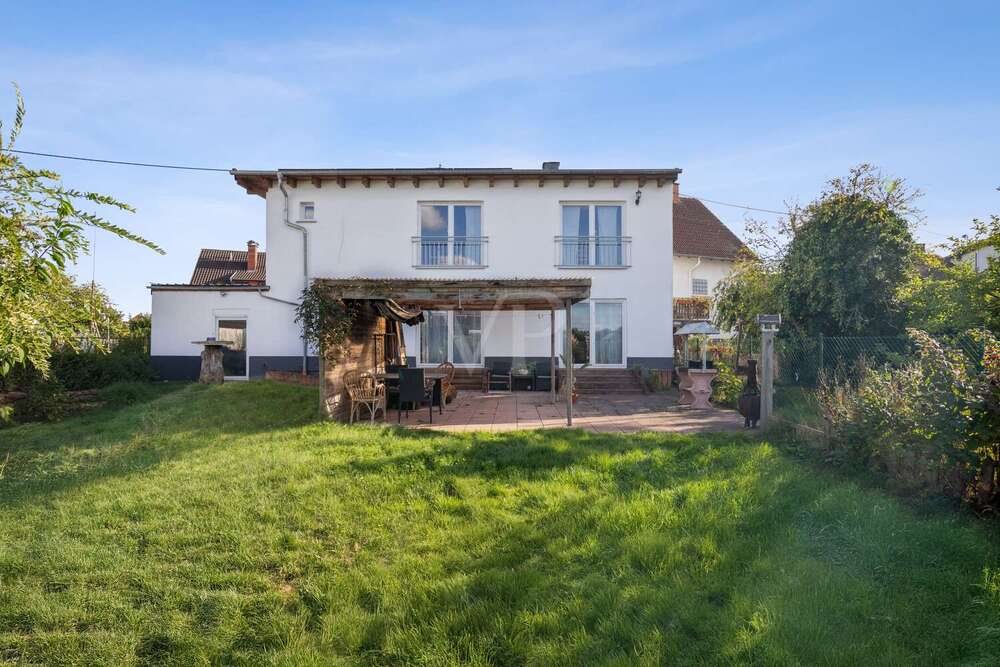 Thumbnail-Haus zum Kaufen in Bruchmühlbach-Miesau 440.000,00 € 250 m²