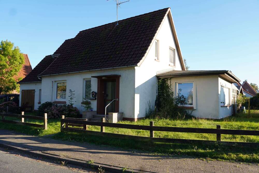 Thumbnail-Haus zum Kaufen in Neuhaus 129.000,00 € 126.93 m²