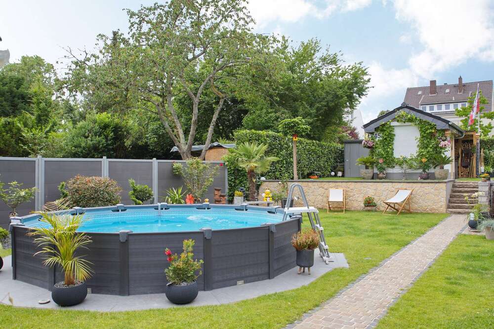 Thumbnail-Haus zum Kaufen in Düsseldorf Wersten 639.000,00 € 230 m²