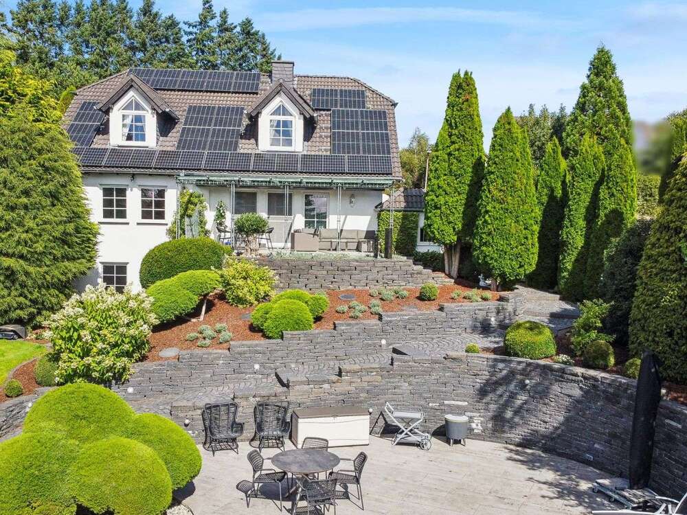 Thumbnail-Haus zum Kaufen in Mayen 998.000,00 € 256 m²