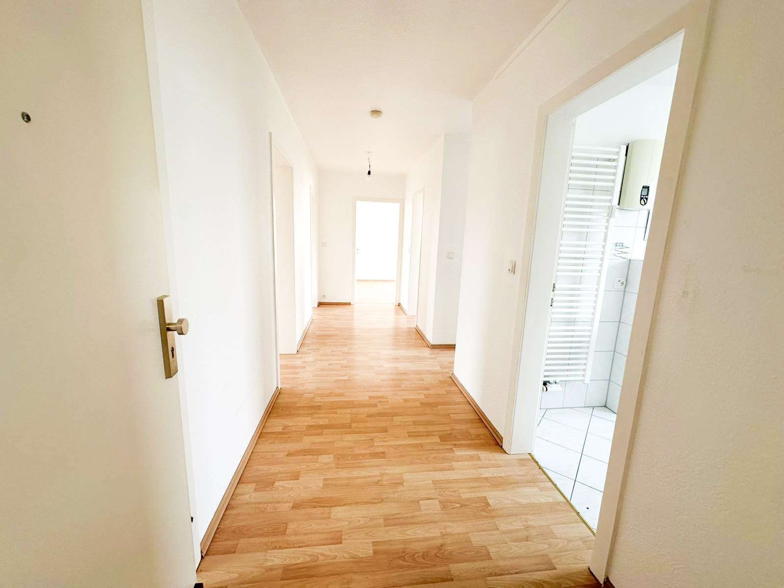 Thumbnail-Wohnung zum Kaufen in Bremen 199.999,00 € 102.28 m²