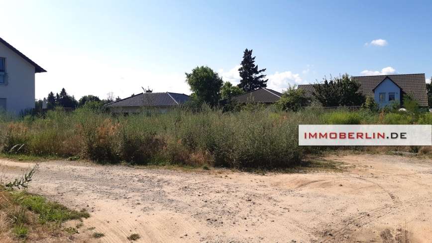 Thumbnail-Grundstück zu verkaufen in Blankenfelde-Mahlow 359.000,00 € 1304 m²